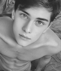 Handsome Faces Twink Tube good-looking portrait 6191788281556.jpg