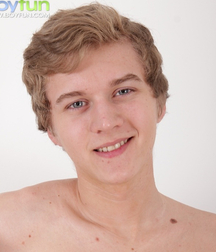 Handsome Faces Twink Tube good-looking portrait 619178c6a50d7.jpg