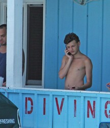 Handsome Fit Teens Twink Tube Shirtless Up 619364e11db5c.jpg