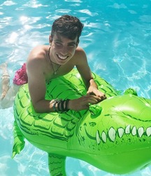 Sexy Guys & Inflatables Gay Porn 619ac618b589c.jpg