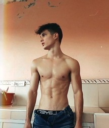 Twinks Sexy Jeans Guys 619af3b8f05b9.jpeg