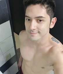Sexy Model Ahron Villhena Twink Tube 619c5a3bbb875.jpg
