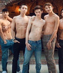 Sexy Jeans Twink Tube abs muscular 