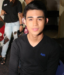 Handsome Faces Guys Cute portrait twink tube 61a2fc7d50d06.jpg