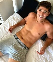 Sexy Austin Mahones Twink Tube 61a3fa1f31ceb.jpg