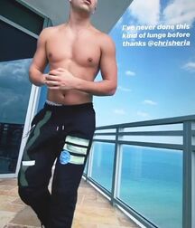 Sexy Austin Mahones Twink Tube 61a3fa264e7bd.jpg