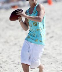Sexy Austin Mahones Twink Tube 61a3fa4c4dd1e.jpg