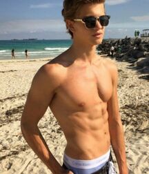Sexy Sunglasses Guys Twink Summer Tube 61b8017b1f087.jpg