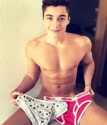 Red Hot Guys athlete shirtless twink tube bulge