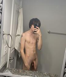 Impressive Cocks Twink Boys Self Gay Porn 61bb848acde5d.jpg