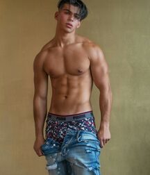 Sexy Saggers Straight Twink Guy Tube 61cff2d3dc732.jpg