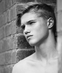 Handsome Faces Selfie Adorable Twink Tube  61e8bc5c507b3.jpg