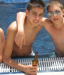 Sexy Pool Guys Splash Gay Porn athlete shirtless