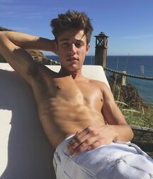 Handsome Cameron Twink Tube model fashion 61f2b8e3dfc13.jpeg