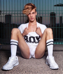 Sexy Guys In White Gay Porn 61fadfb80b698.jpg