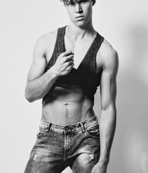 Handsome Fit Model Alexej Twink Tube 61ffef605681e.jpg
