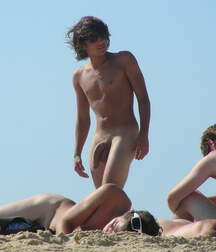 Sexy Beach Guys Straight Twink Tube 620037eacc58b.jpg