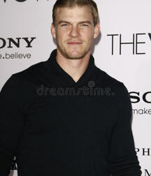 Sexy Actor Alan Twink Tube  62012dea8fd8c.jpg