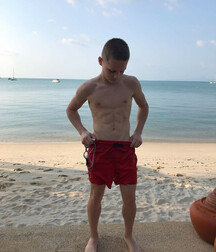 Red Valentines Guys Twink Tube Guys Mix 620b288ccfd41.jpg
