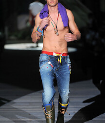 Handsome Model Vladimir Twink Tube Response 621534905eff0.jpg