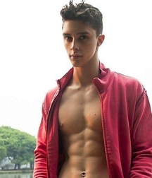 Handsome Faces Built Bodies Twink Tube selfie portrait  621aa6fb8176b.jpeg