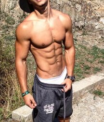 Shirtless Twinks Hunks Tube handsome fitness 621b0967da22f.jpg