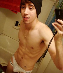 Shirtless Twinks Hunks Tube handsome fitness 621b0969e473d.jpg
