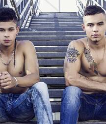 Sexy Twinks In Jeans Gay Porn 621cfe583f113.jpg