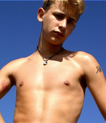 Handsome Faces Hopeful Twink Tube goodlooking boys 621dc9c9e3616.jpg