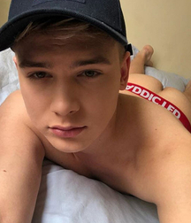 Handsome Faces Buff Twink Tube Guys 6223b5bbbfb6d.jpg