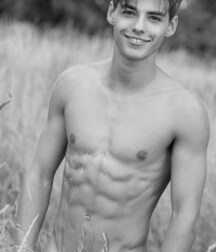 Twink Hunk Abs Ripped Twink Tube shirtless 622ab17d84b43.jpeg