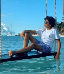 Handsome Twinks Boys Porn Youth amature handsome shirtless  623773f2afa17.jpg