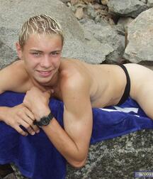 Sexy Blonds Boys Porn Wonders 6243fe0399d50.jpg