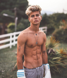 Sexy Sixpacks 6249e612088f3.jpg