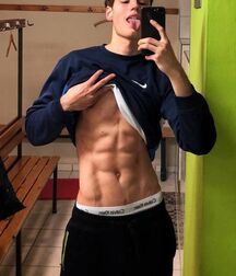 Sexy Sixpacks 6249e659645fc.jpg