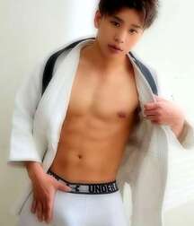 Sexy Bulge Twinks Swim Shirtless Tube 6249e7d08d66f.jpg