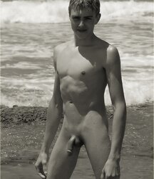 Spring Beach Guys Nude Twink Tube Fun 6251e226812ae.jpg