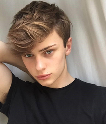 Handsome Faces Twink Guys 625269fcab1b3.jpg
