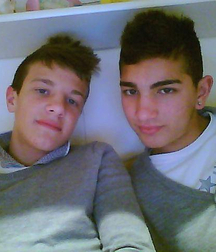 Handsome Faces Twink Tube Sexy Guys Buds 62a2da864f51e.jpg