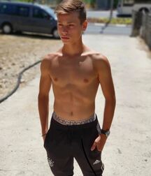 Hot Pecs Guys Gay Boys Twink Tube Count 62a43129d184b.jpg