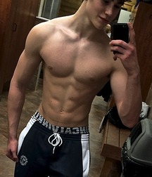 Selfies Flex Athletic Gay Made Boys Twink Tube 62aca4eabbf57.jpg