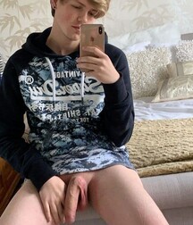 Blonds handsome model fit abs Gay Selfie Boys Twink Tube 62ad53de72249.jpg