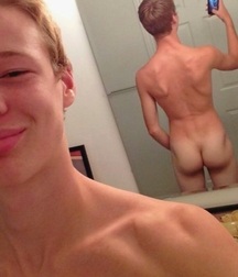 Blonds handsome model fit abs Gay Selfie Boys Twink Tube 62ad53ea787bf.jpg