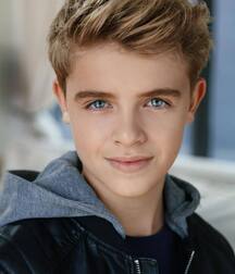 Blonds Gay Boys Twink Tube Guys 62b14bc16a5f6.jpg