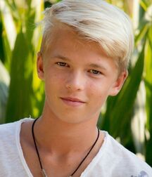 Summer Blonds Wild Love Gay Porn Boys Twink Tube 62b6a90186a91.jpg