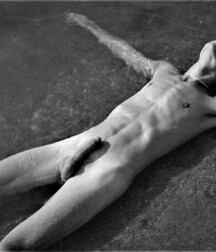 Art B&W Gay Boys Tube especially of good looking guys 62bb255015bc7.jpg