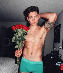 Handsome Fit Model Mario Gay Boys Tube 62c0c09c75659.jpeg