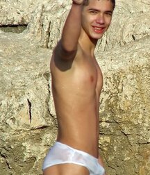 Outdoors Twinks Porn Gay Boys Tube natural naked 62c259bb0fe51.jpg