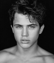 Collected Twinks Art B&W Gay Boys Porn Twink Tube 62c7c5f2b1d51.jpg