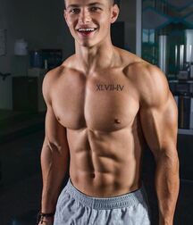 Abs Hard Guys Gay Boys Tube Flex 62d5c64631a42.jpg